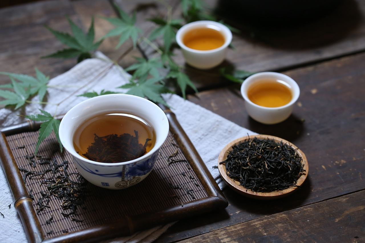 高血压患者饮用茶叶茶的适宜性探讨