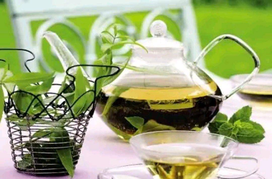 高血压患者饮用茶叶茶的适宜性探讨
