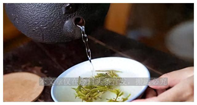 高血压患者适合喝茶吗？探索茶的健康益处与风险