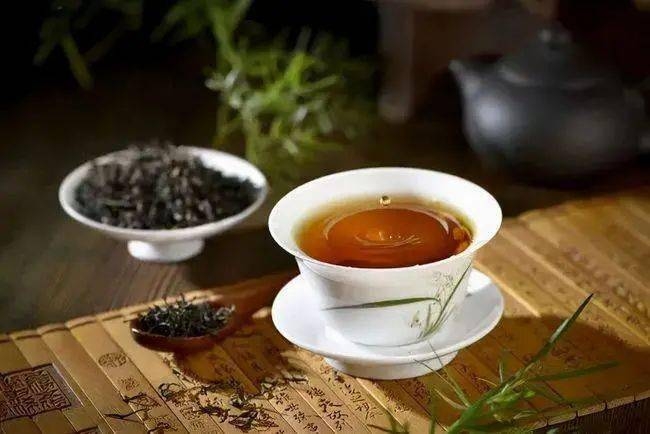 探索茶的世界，揭秘降糖功效的茶类